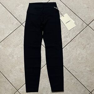 Adanola Ultimate Leggings in Black